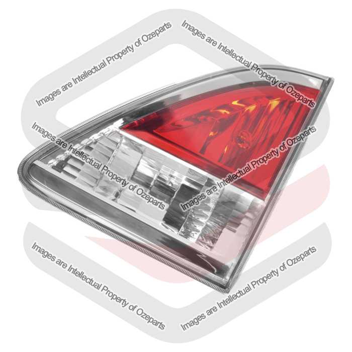 Ozeparts RH Right Inner Tailgate Tail Light Rear Lamp For Mazda BT50 UP 11~15