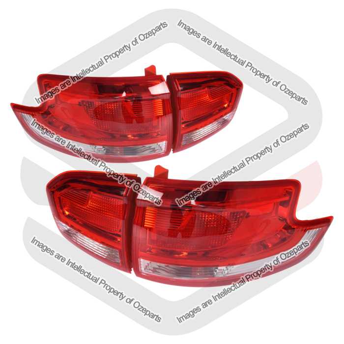 Tail Light + Rear Garnish AM (Tailgate) (SET 2)