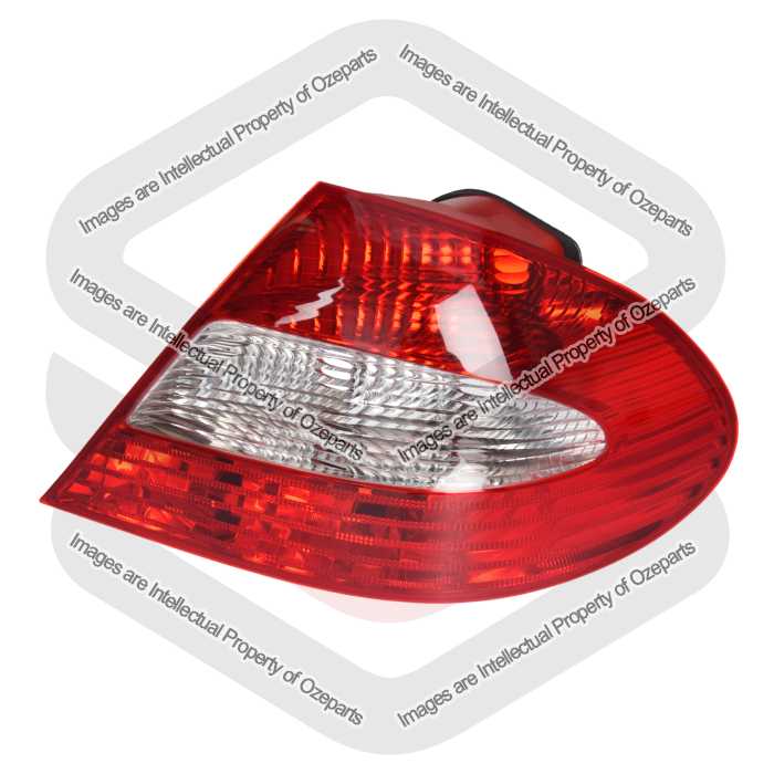 Tail Light AM (Non Tinted) - Elegance