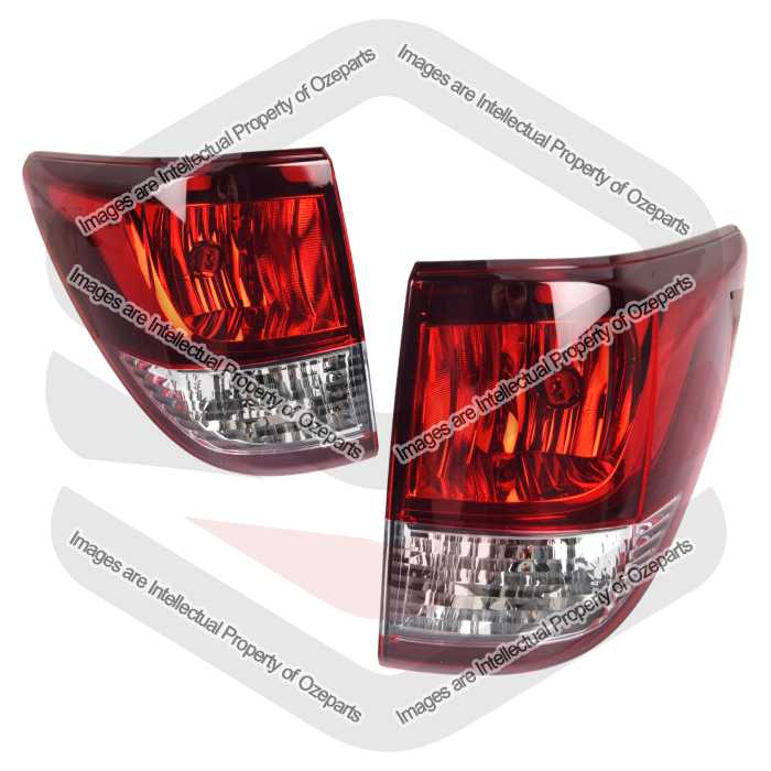 Tail Light  AM Upper (SET LH+RH)