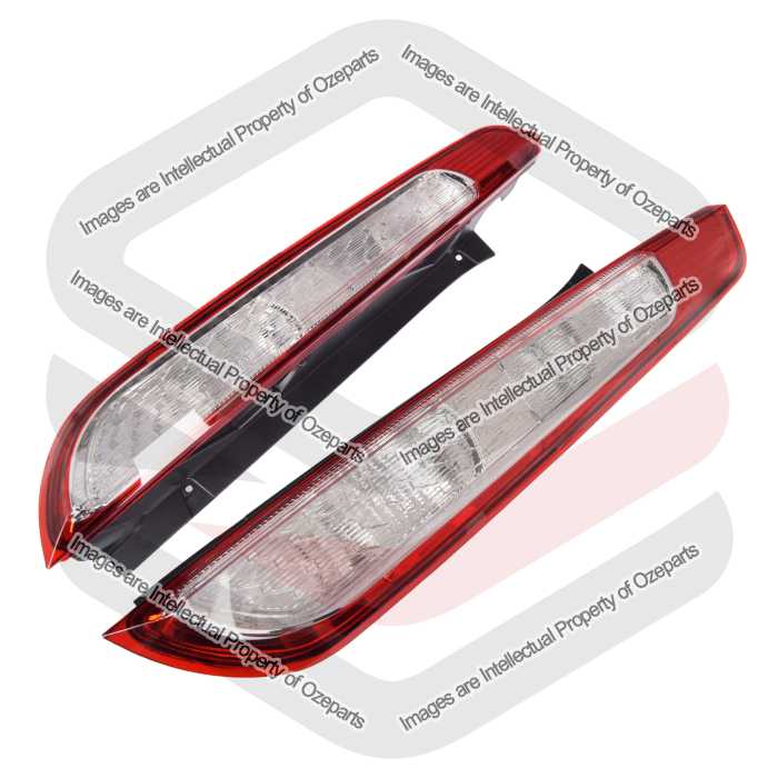 Tail Light AM (Hatch Back) (SET LH+RH)