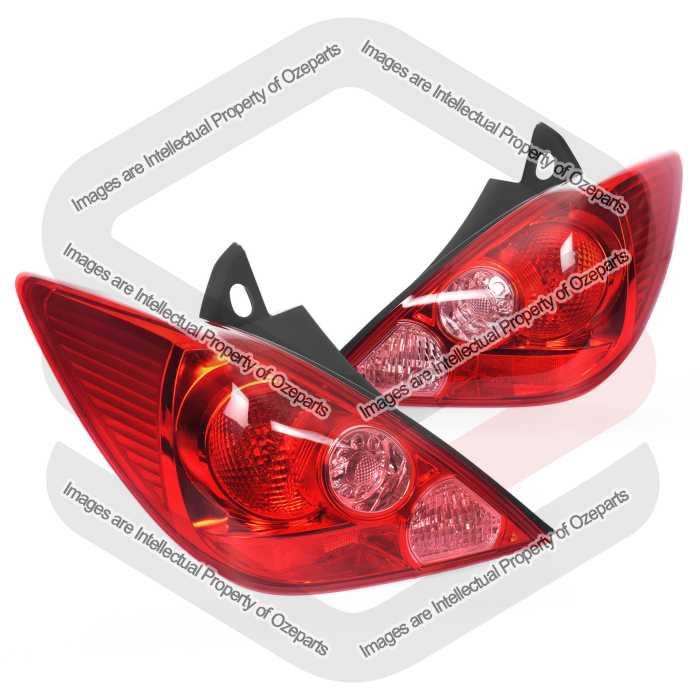 Tail Light AM (Hatch Only) (SET LH+RH)