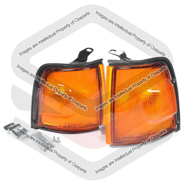 Corner Light Amber (Black Edge) (SET LH+RH)